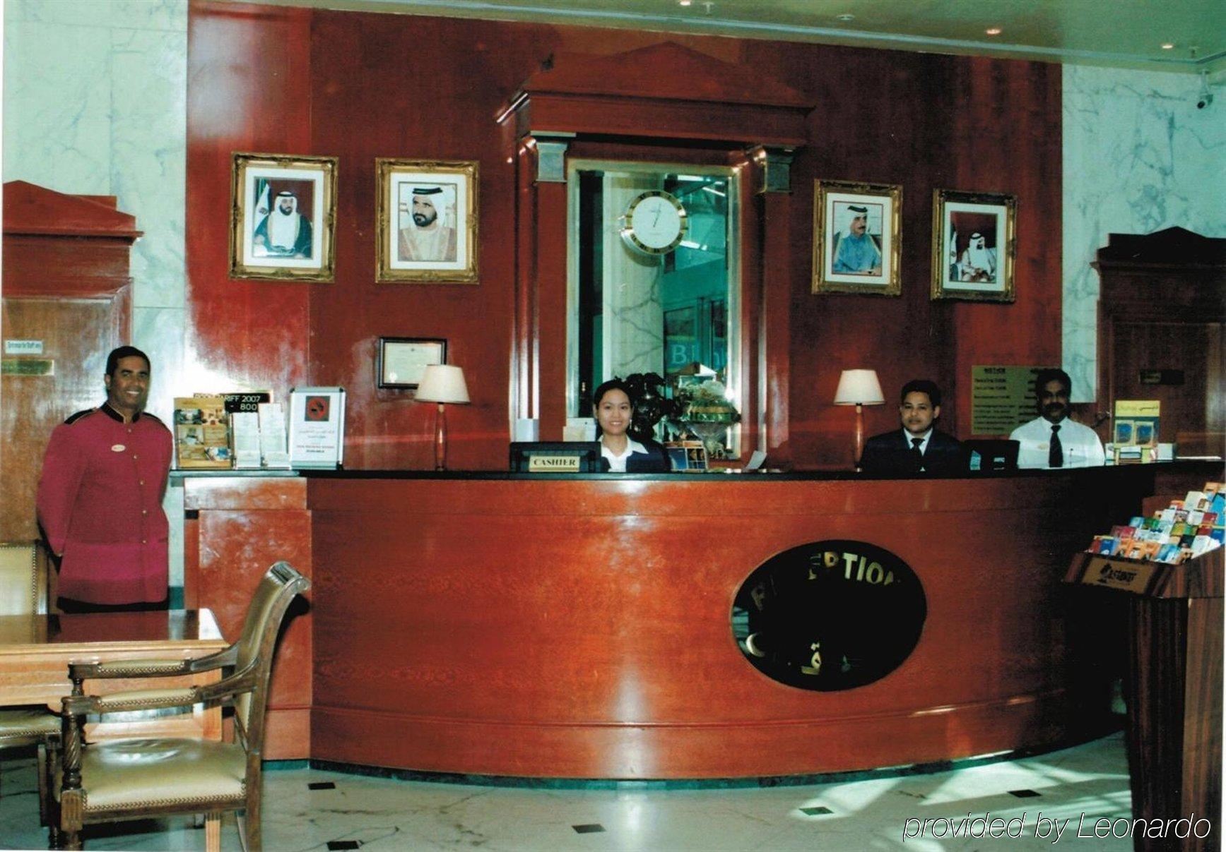 דובאי Grand Mayfair Hotel מראה חיצוני תמונה